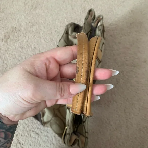 Coach Brown and Tan Signature Tote - Picture 12 of 12